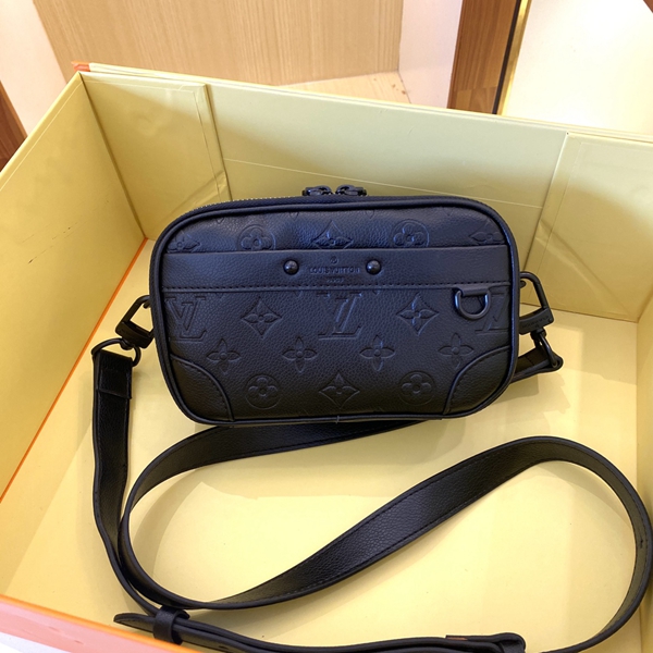 ルイヴィトンバッグ内部構造